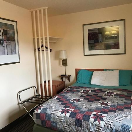 Blue Mountain Motel Dayton Экстерьер фото
